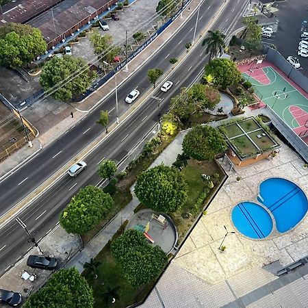 Apartamento Em Manaus Esterno foto